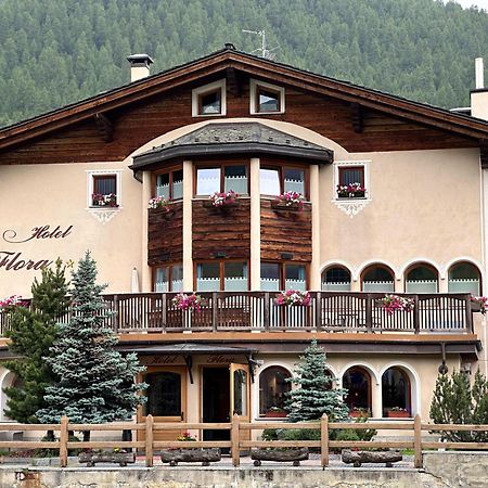 Hotel Flora Livigno Extérieur photo